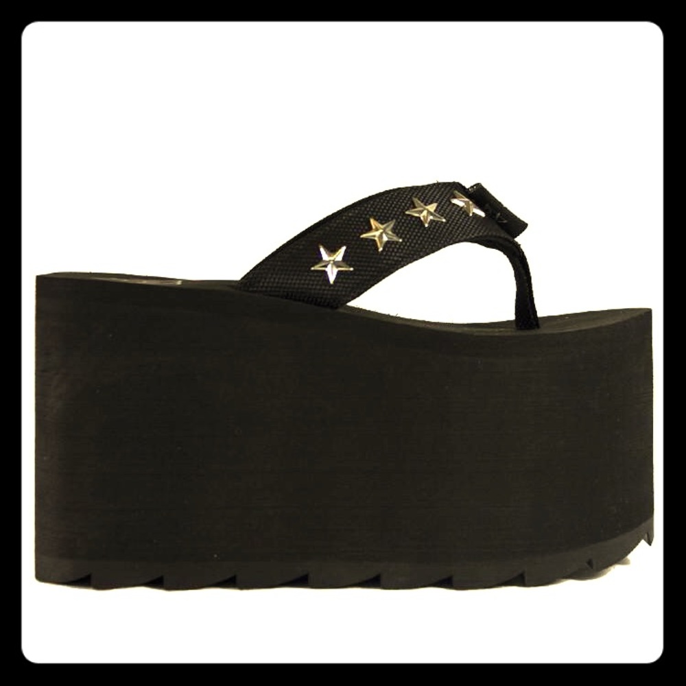PIXI - BLACK STARS